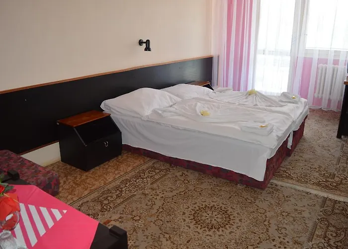 Ξενοδοχείο Postar Vinné